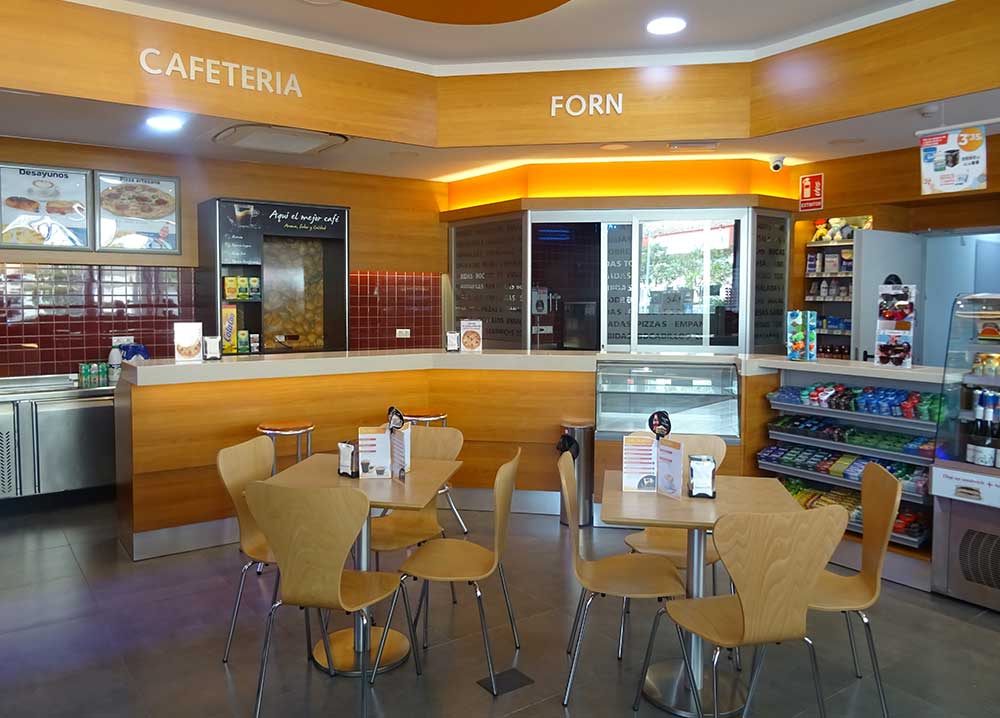 Cafetería de la Estación de Servicio de Elda Centro Excursionista